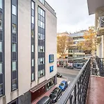 B016 - Beautiful Apt For 4 - Cannes Center